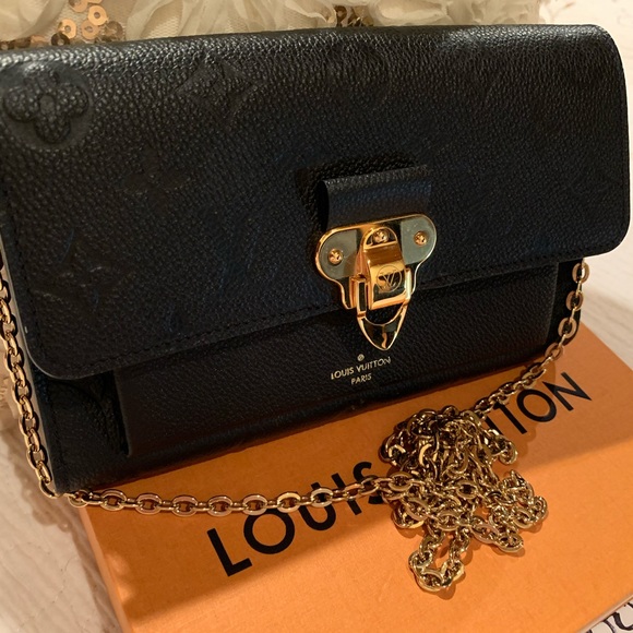 SOLD Louis Vuitton Empreinte Vavin WOC crossbody - Picture 3 of 8